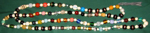 'Godhi' style Northern Tradition prayer beads, Large glass/stone.